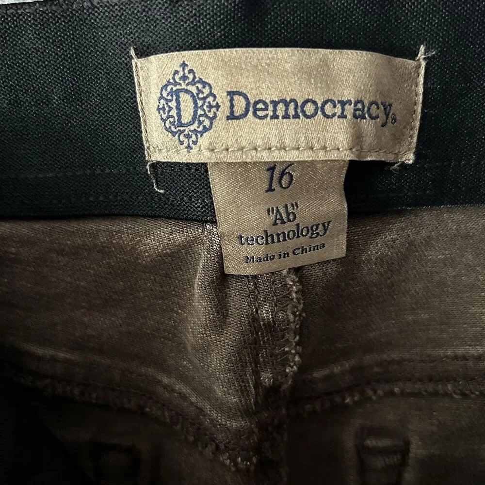 Democracy women jean